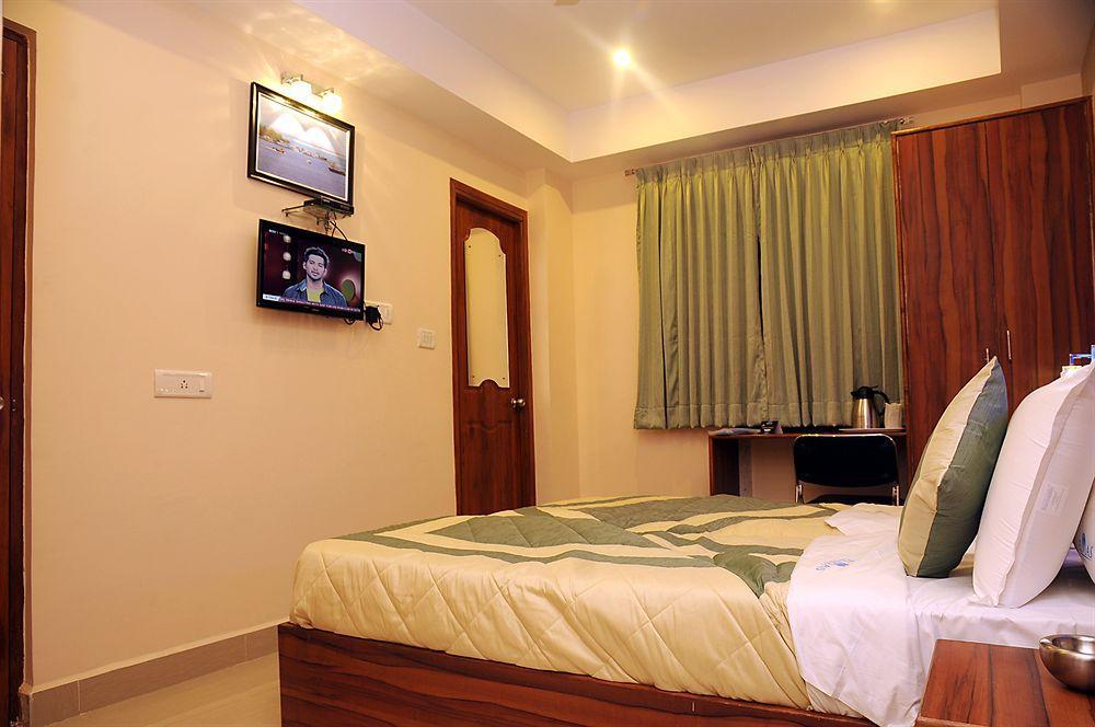 Itsy Hotels Elmas Golden Key Бангалор Экстерьер фото